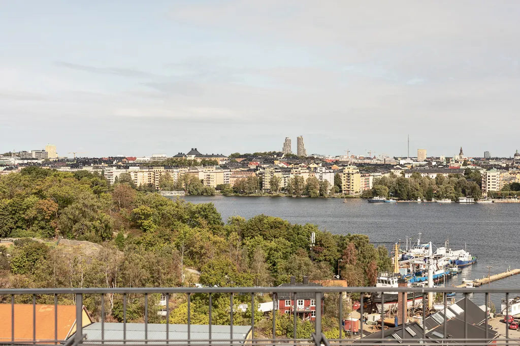 Rõdu - Apartment with Waterfront View in Hornstull