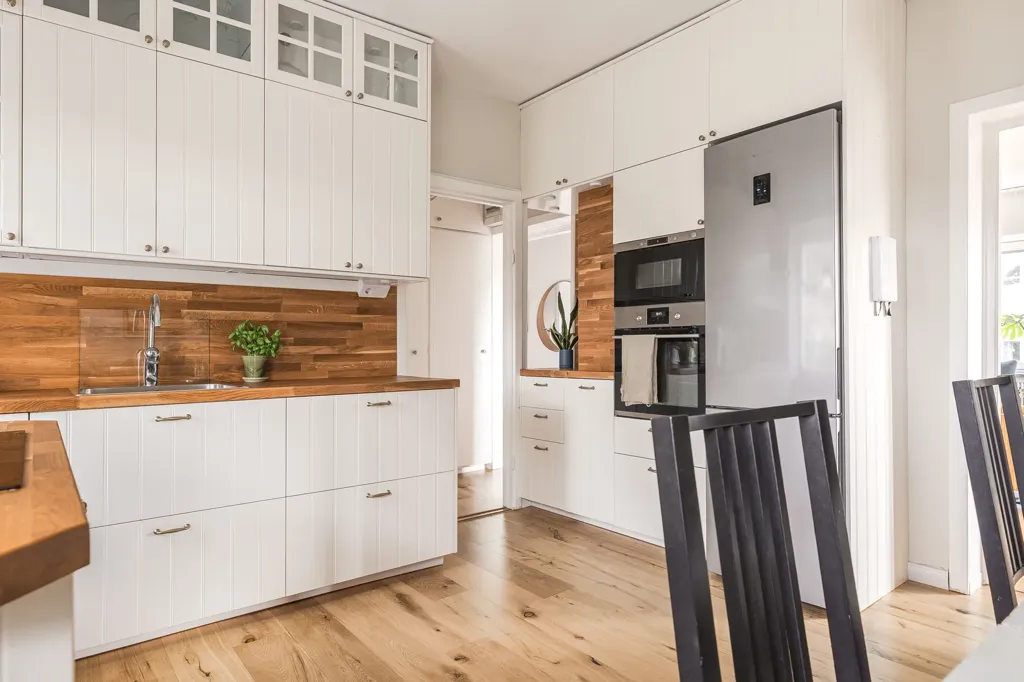 Cuisine - Modern Flat with Balcony in Östergötland