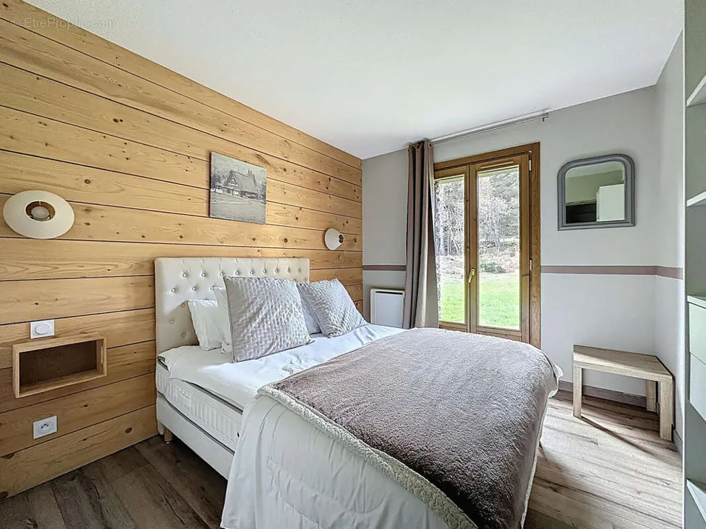Bedrooms - Apartment with Terrace in Formiguères