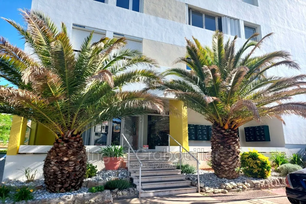 Exterior - Renovated Apartment with Panoramic View in Royan