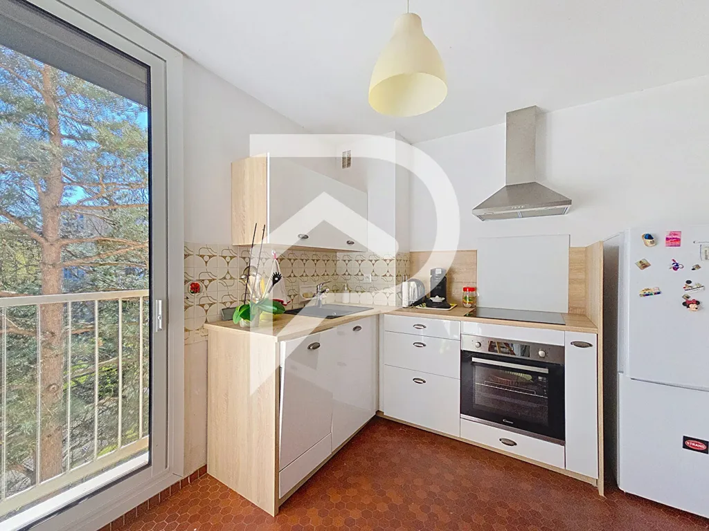 Köök - Flat with Balcony in Colomiers