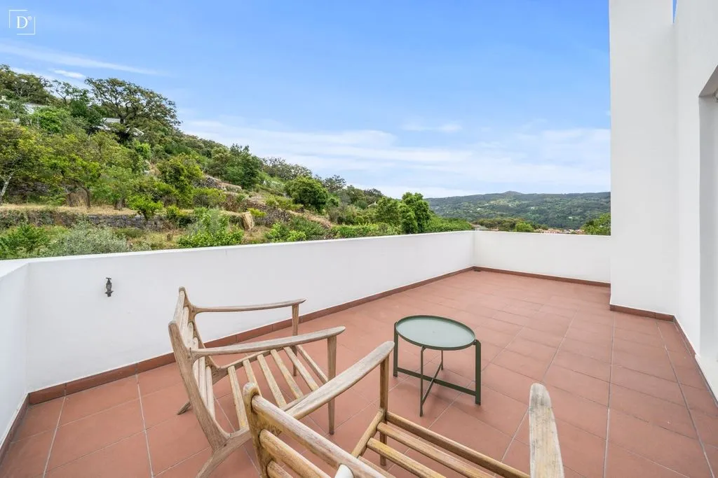 Terrass - Luxury Villa with Mountain Views in Monchique