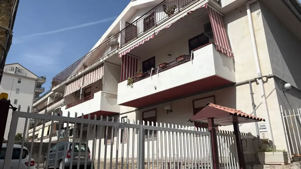 Välivaade - Rented Flat with Balcony in Messina