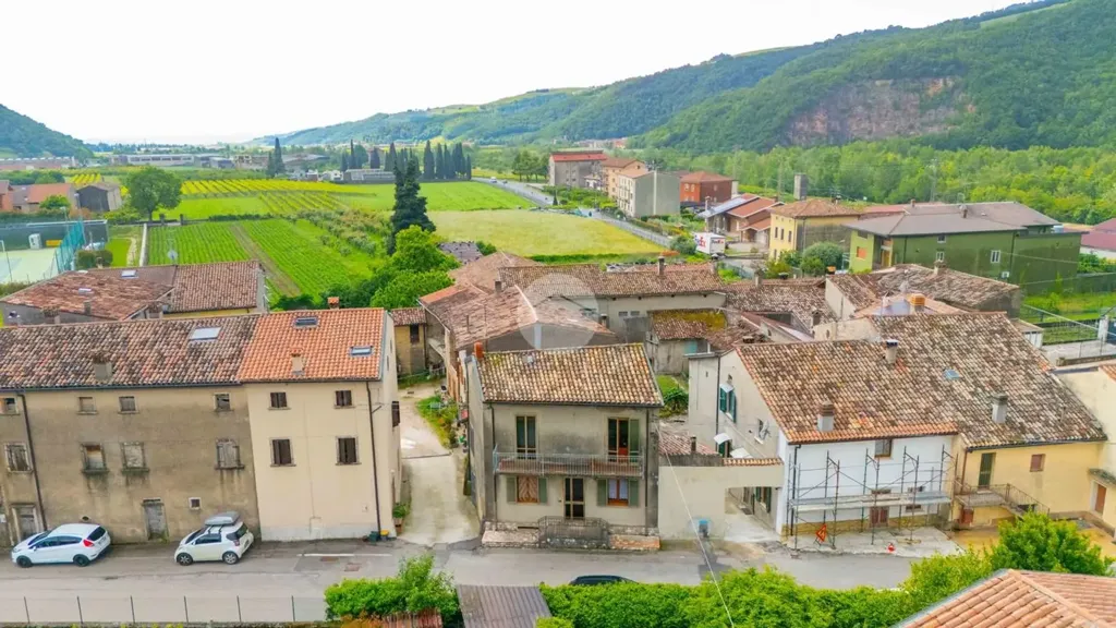 Vue aérienne - Traditional Villa with Balcony in Tregnago