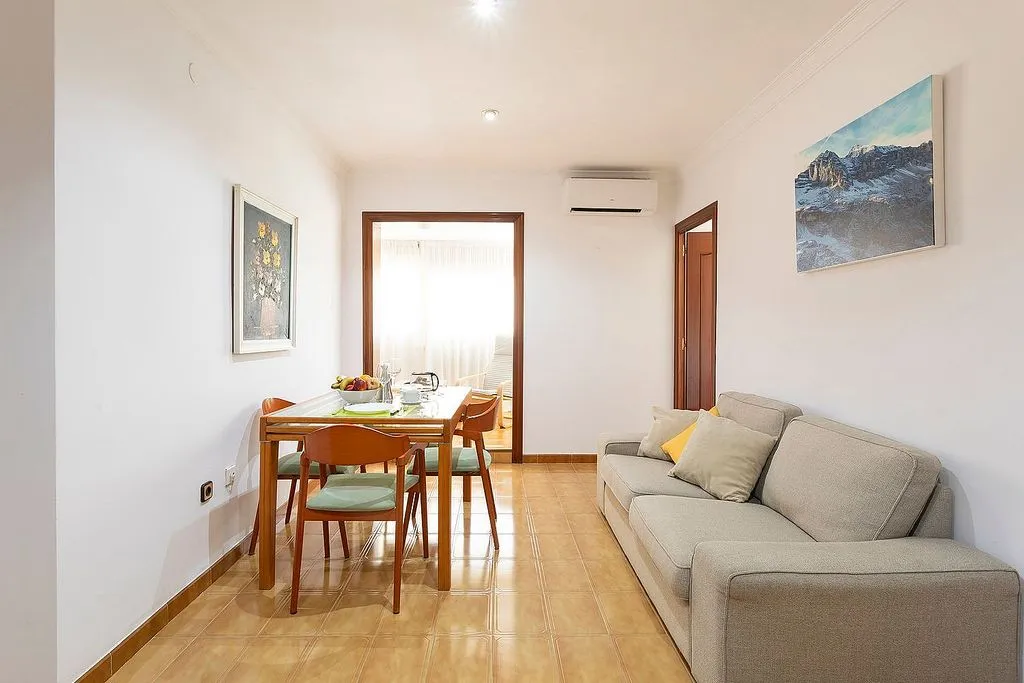 Séjour - 3-Bedroom Apartment with Views in Barcelona