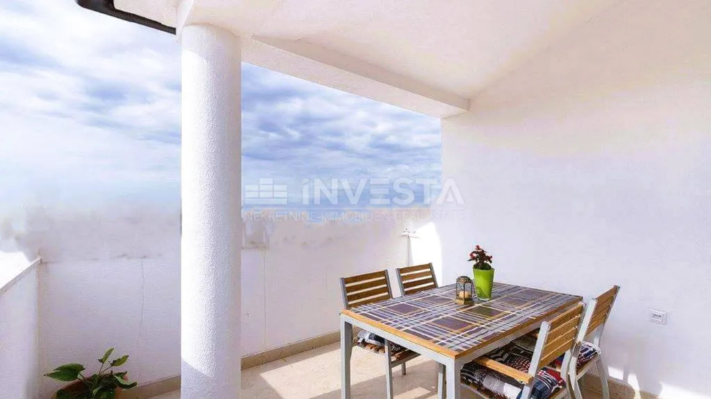 Terrass - Modern Holiday Home with Pool in Fažana