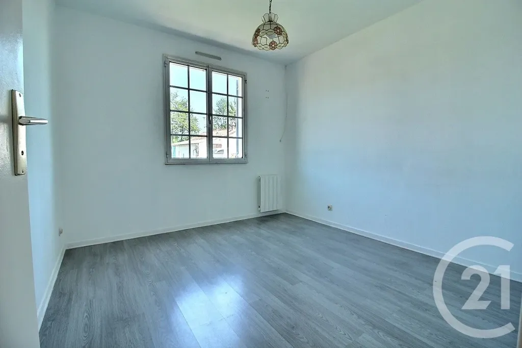 Pièces - Maison de Plain-Pied avec Jardin à Vendôme
