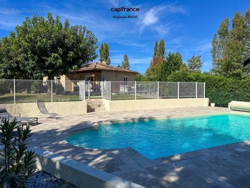 Piscine - Maison avec Piscine et Jardin à Saint-Sylvestre-sur-Lot