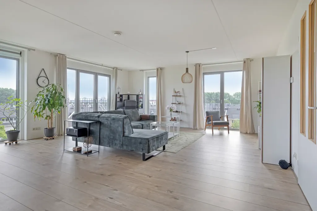 3-toaline korter asukohas Rotterdam