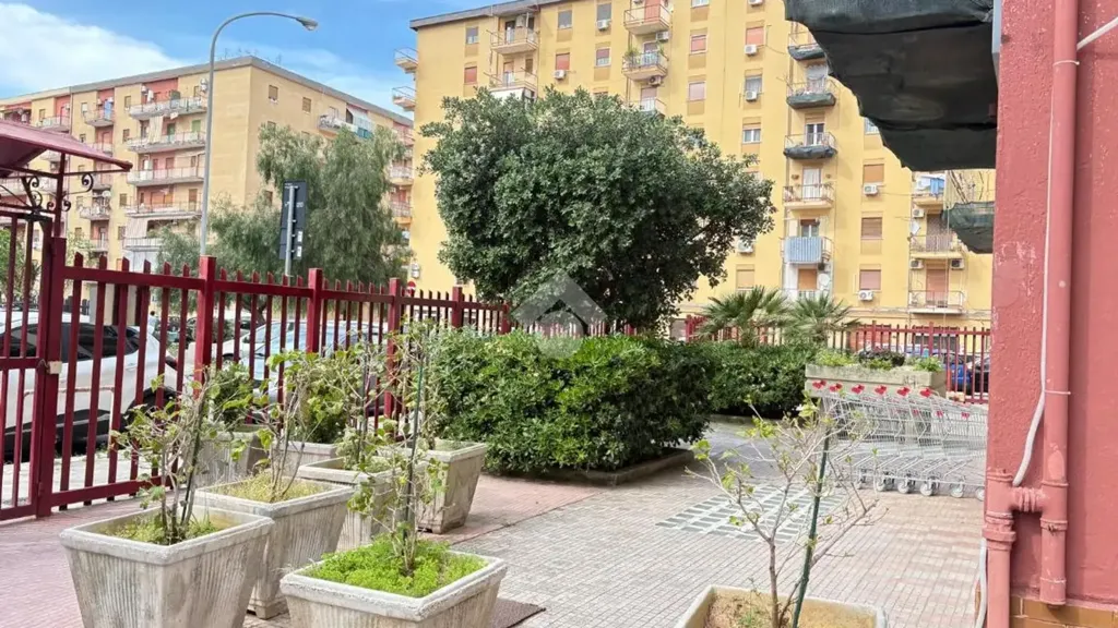 Aed - Rustic Apartment with Balcony in Palermo