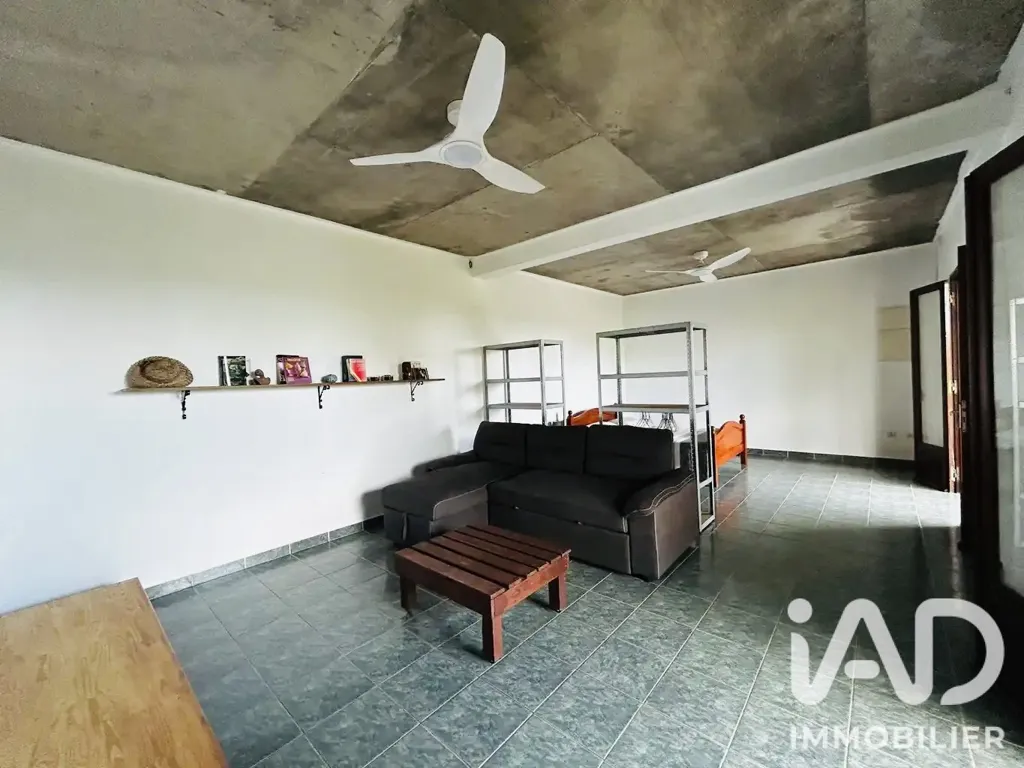Soggiorno - Duplex Property with Garden in Saint-Philippe