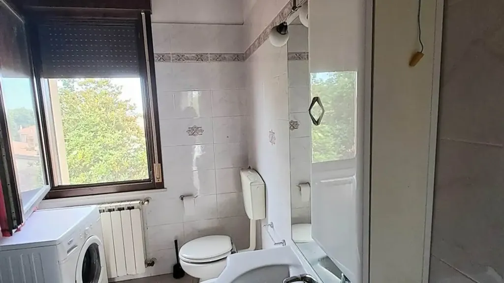 Bagni - Apartment with Balcony in Poggio Rusco