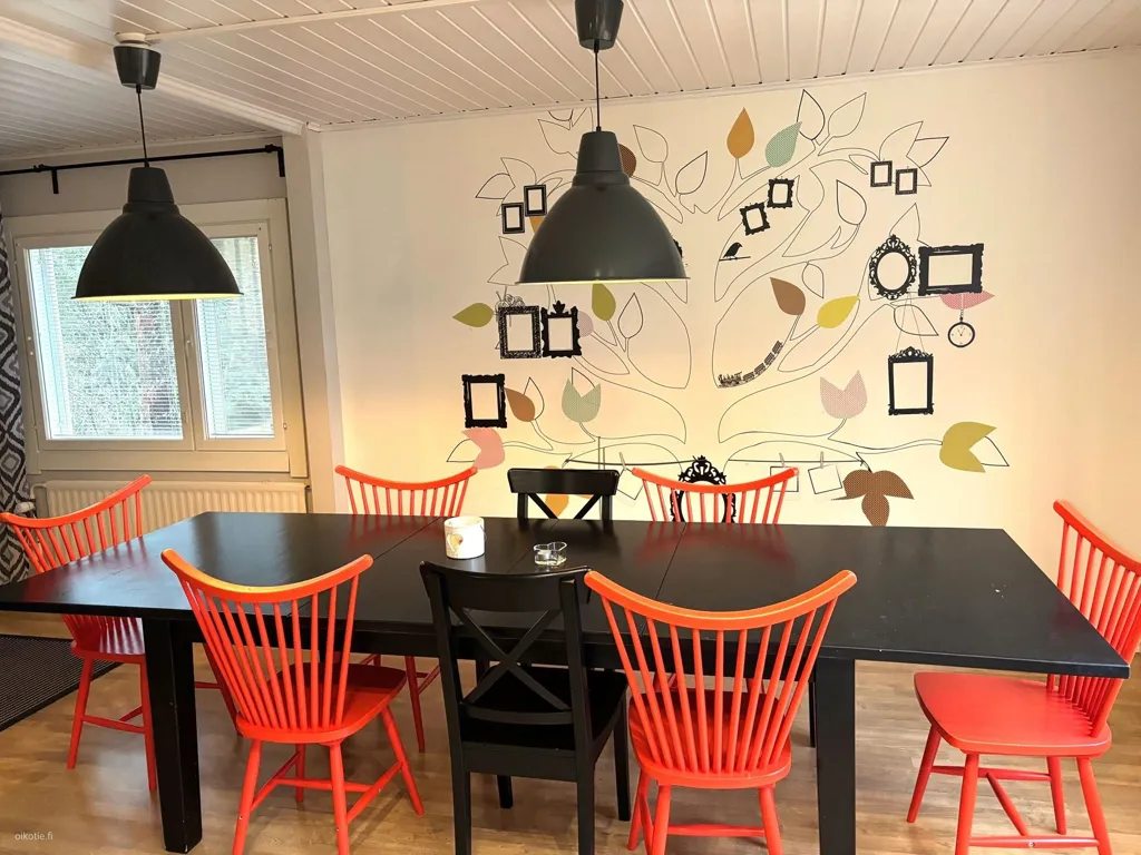 Söögituba - Spacious House with Sauna in Neuvottoma