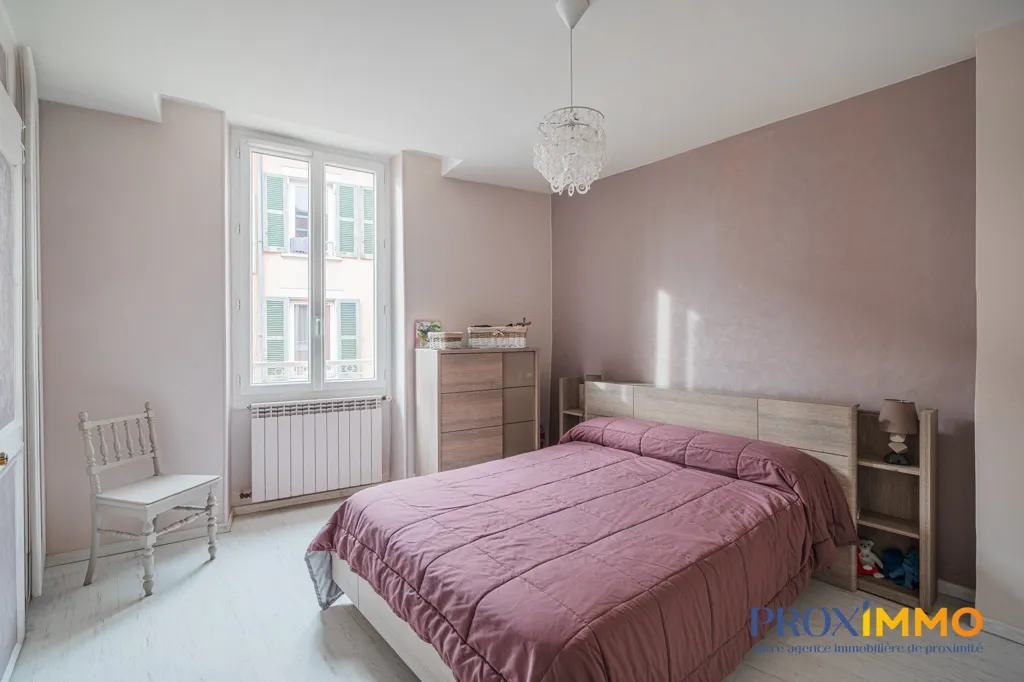 Bedrooms - Flat with Terrace in Central Voiron