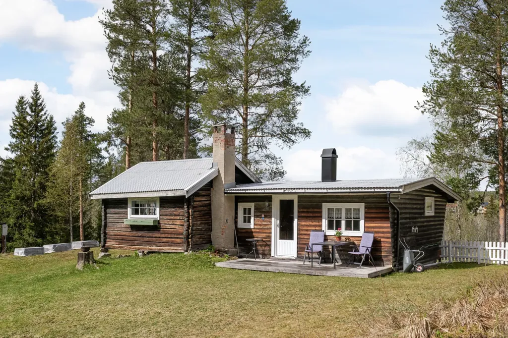 Extérieur - Rustic Cottage with Lake View in Jämtland