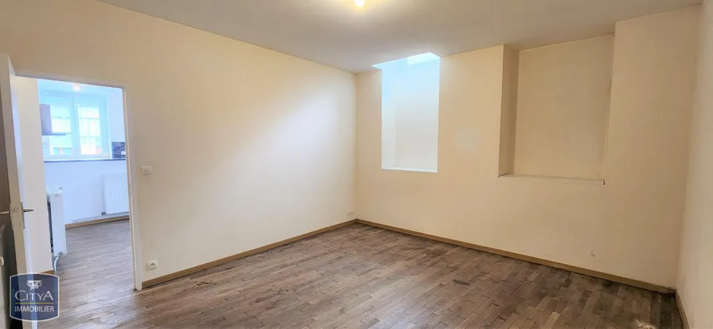 Pièces - Appartement T3 Rustique à Bruyères-et-Montbérault