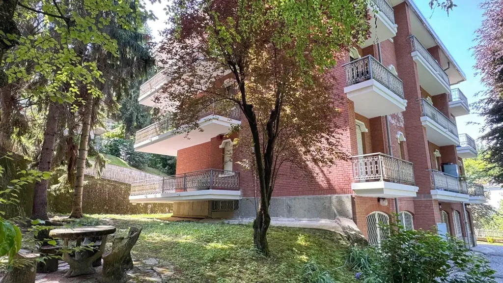 Extérieur - Penthouse with Terraces in Torino's Crimea