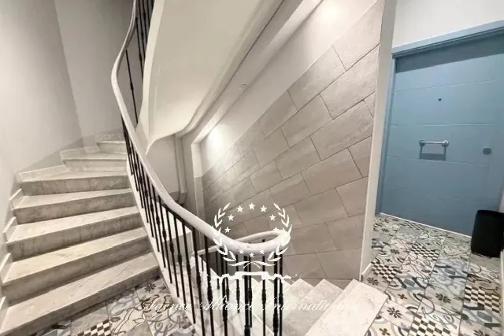 Toad - Modern Flat with Terrace in Cannes