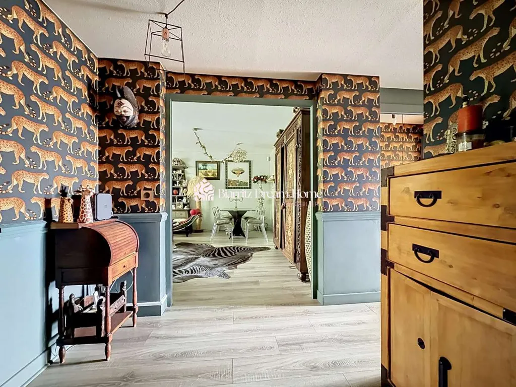 Esik - Apartment with Terraces in Biarritz