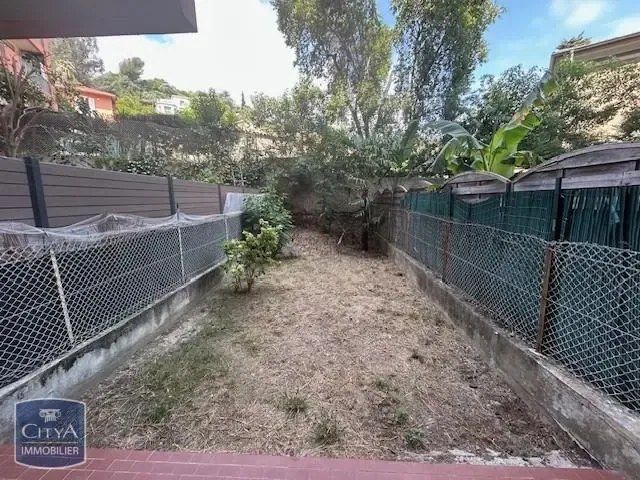 Garden - 1-Bedroom Apartment with Patio in Menton