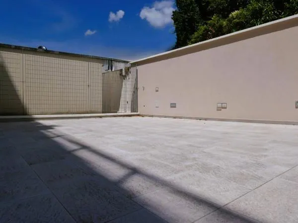 Jardin - Ground Floor Apartment with Terrace in Empoli