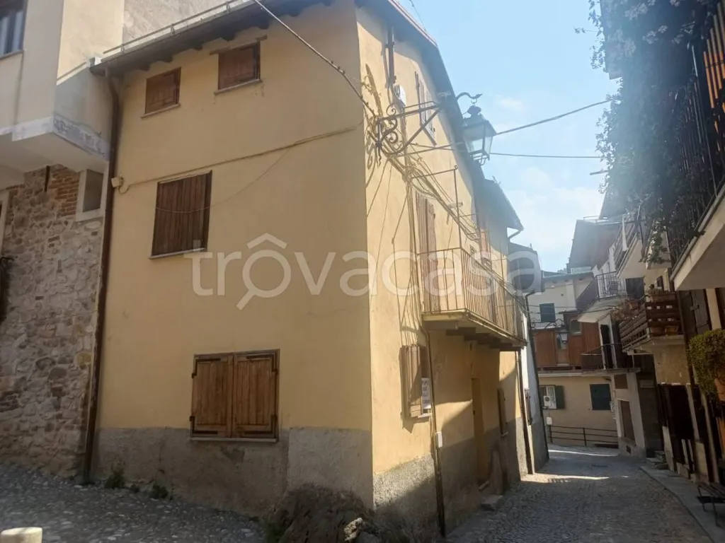 Välivaade - Terraced House in Historic Centre, Limone Piemonte