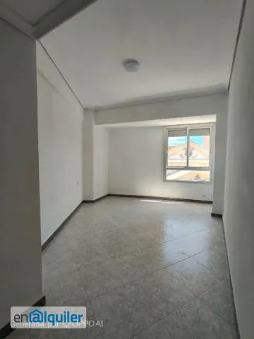 Pièces - Apartment with Balcony in City Centre