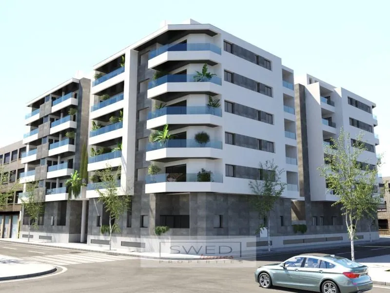 Apartment with Terraces and Pool in Almoradí