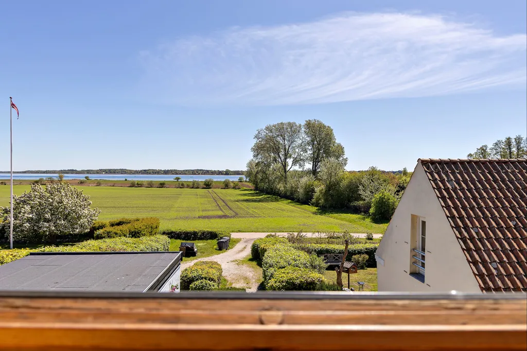 Balcon - Historic Villa with Garden in Hundested