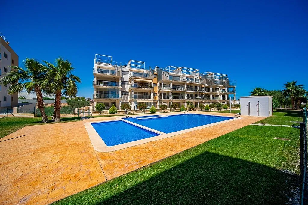 Bassein - Penthouse with Pool in Campos de Golf
