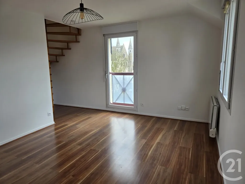 Toad - Duplex Apartment with Parking in Chartres