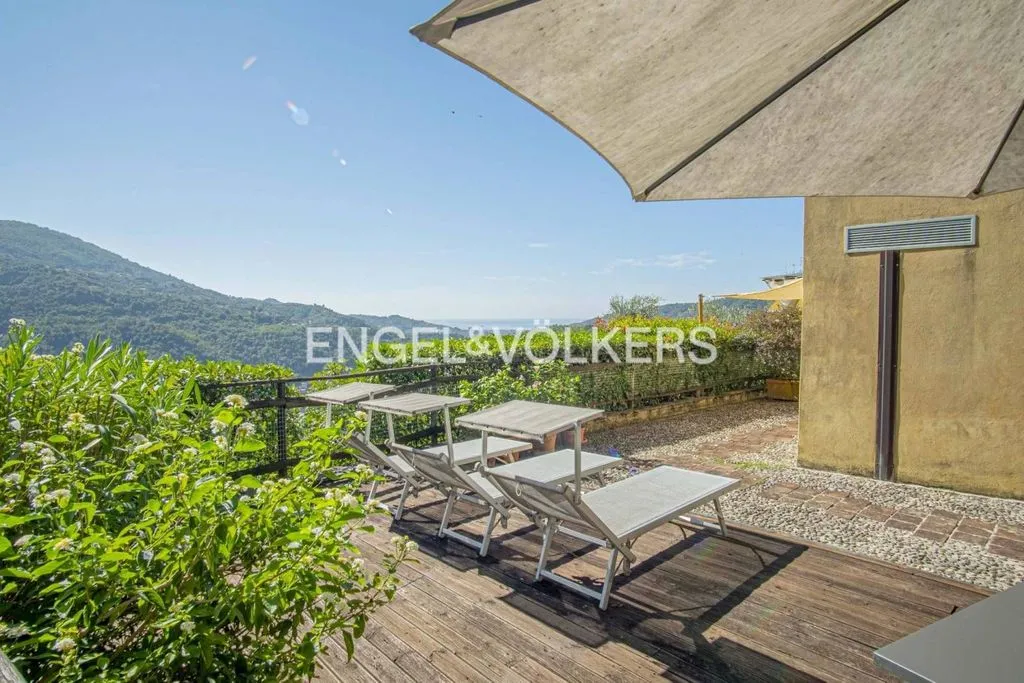 Terrasse - Historic Luxury Hotel with Panoramic Views in Carasco