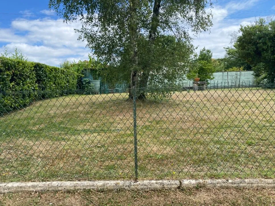 Aed - New Build House with Garden in Targon