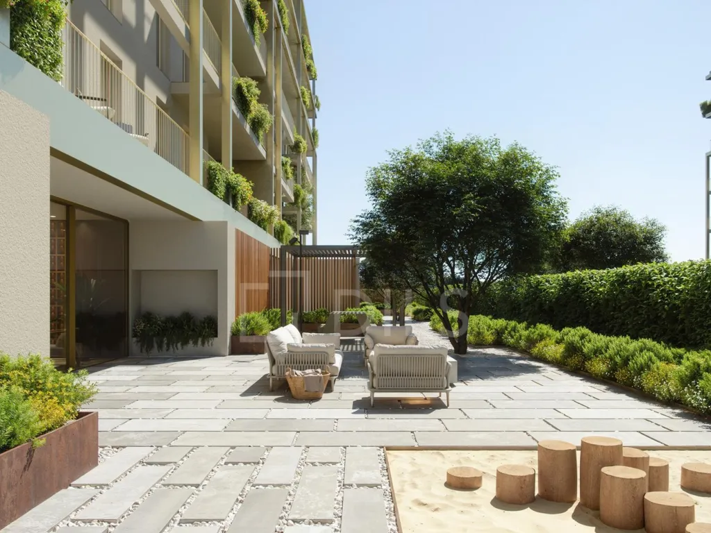 Giardino - T2 Apartment with Terrace in Setúbal