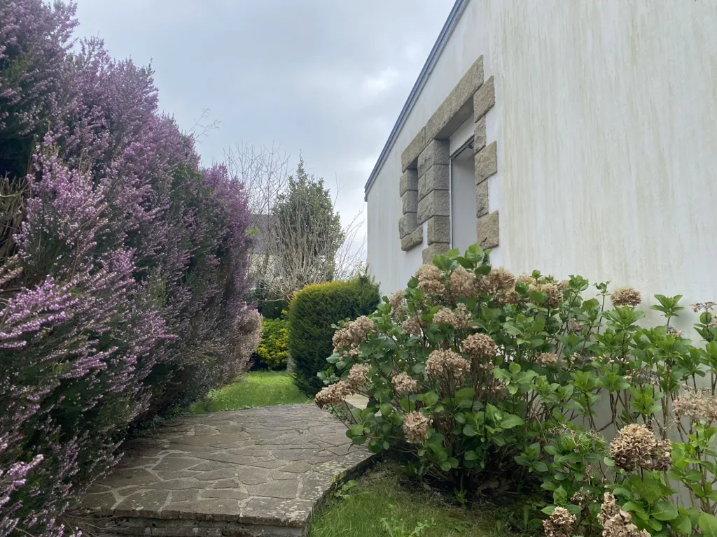 Aed - House with Potential in Le Relecq-Kerhuon