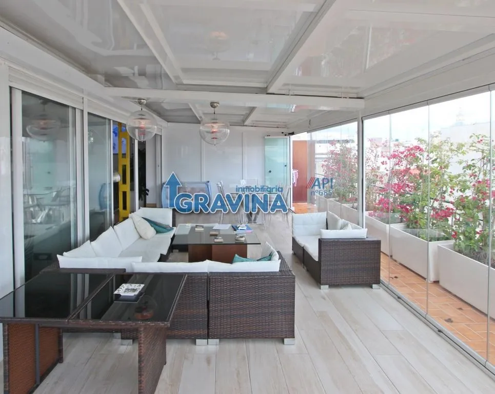 Terrasse - Bright Penthouse with Terrace in Seville