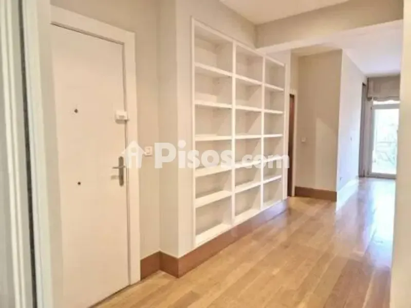 Esik - Luxury Flat with Park Views in Indautxu