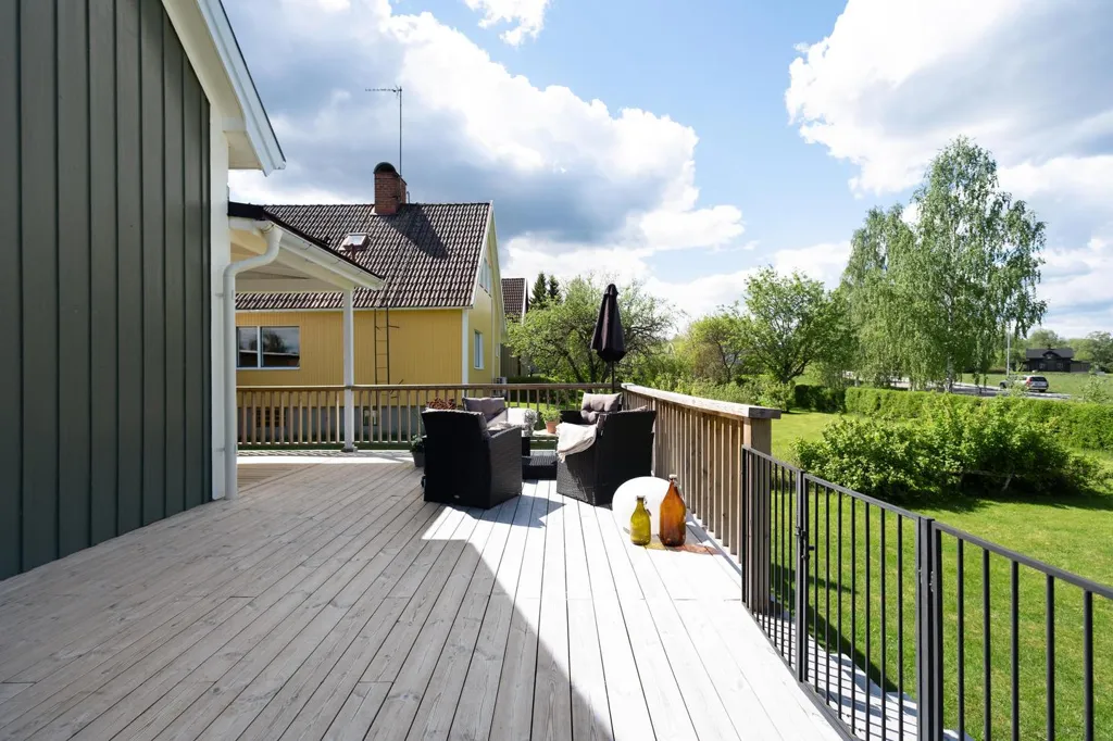 Terrasse - Planned Villa with Terrace in Avesta