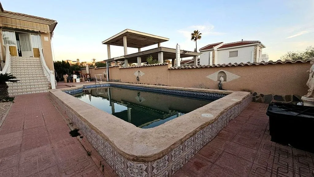 Piscine - Chalet with Pool and Terrace in Ciudad Quesada