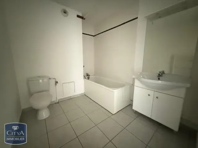 Bathrooms - Two-Bedroom Flat with Balcony in Morsbach