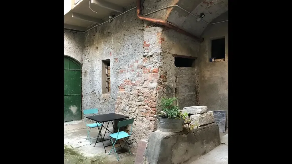 courtyard
