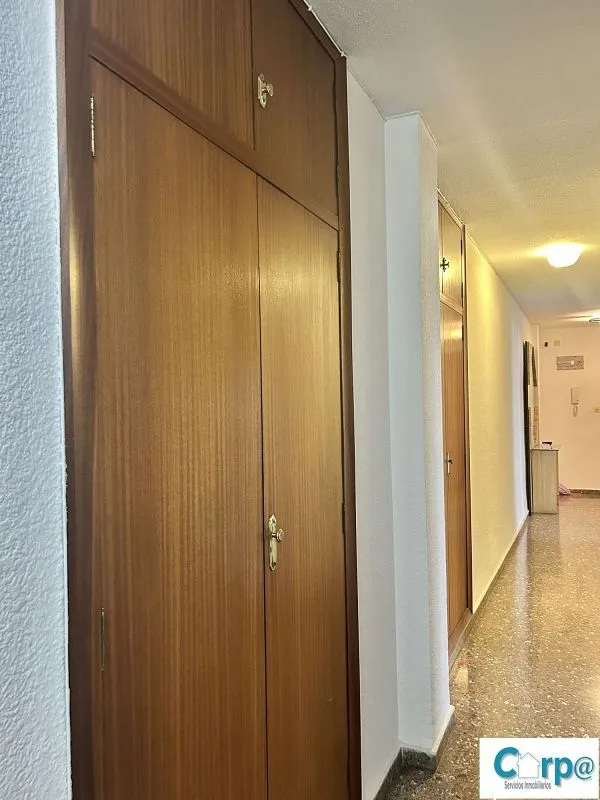 Esik - Apartment with Balcony in La Torre