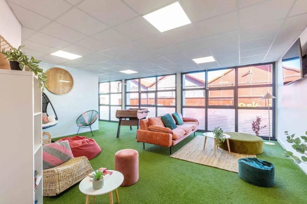 Toad - 18m² Studio with High-Speed Internet in Rouen