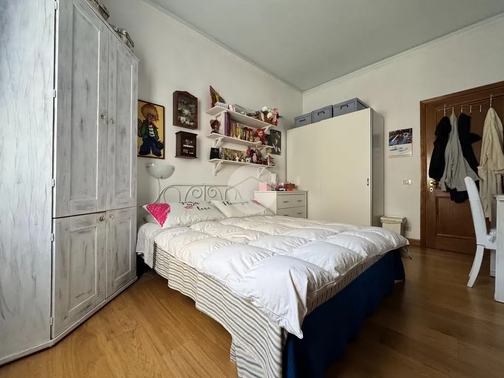 Chambres - Rustic-Style Apartment with Balcony in Florence