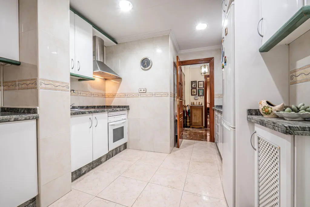 Köök - Apartment with Private Patio in Granada Centre