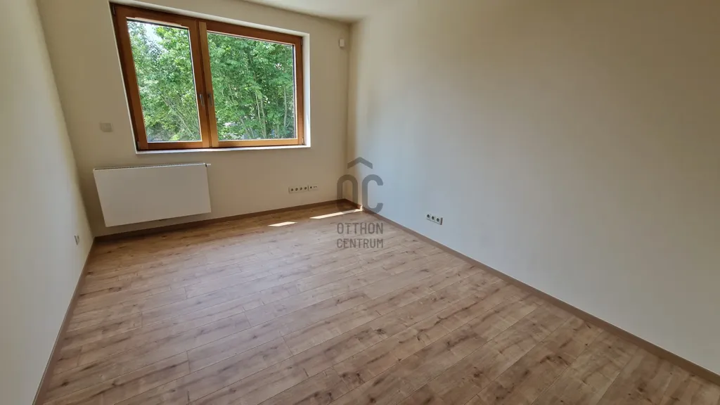 Toad - Luxury Duplex with Garden in Budapest III