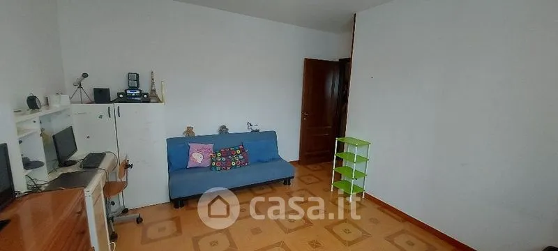 Chambres - Two-Storey Apartment with Balcony in Serramazzoni