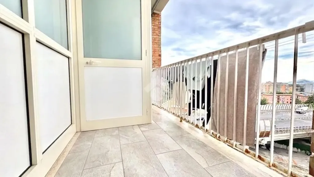 Balcon - Panoramic Apartment with Balcony in Naples