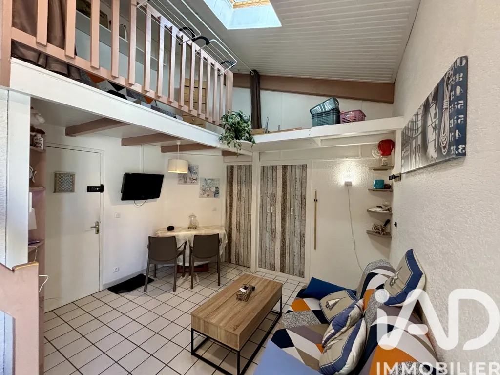 Séjour - Duplex avec Terrasse et Parking à Port Leucate