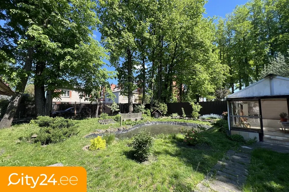 Jardin - Two-Storey House with Garden in Daugavgrīva